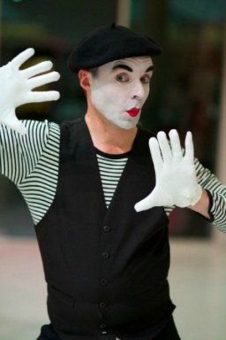 Hire Mime Artist for Events | Book Mime Artist | Mime Artist Performer 